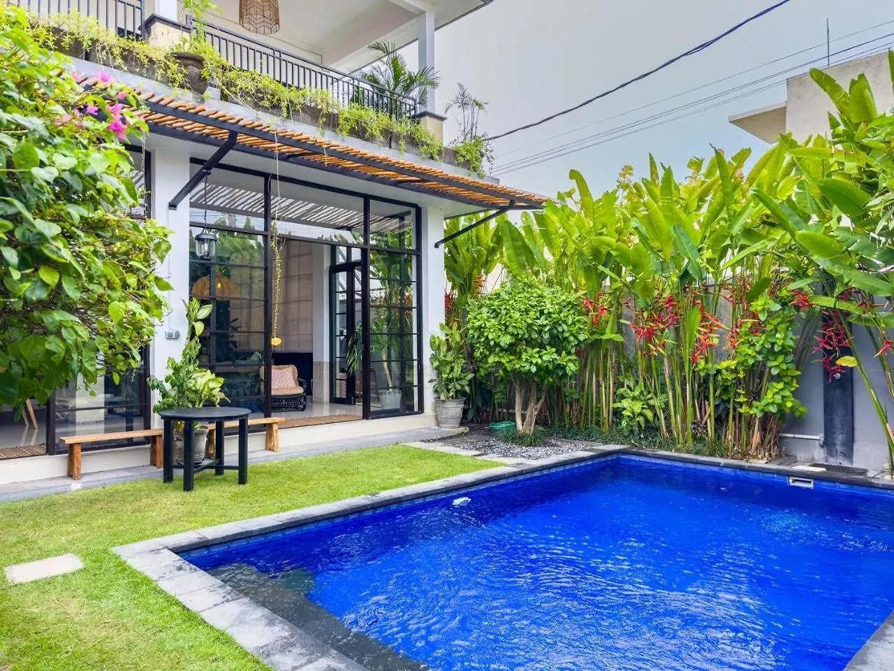 3 Bed Tropical Villa With Private Pool Canggu
