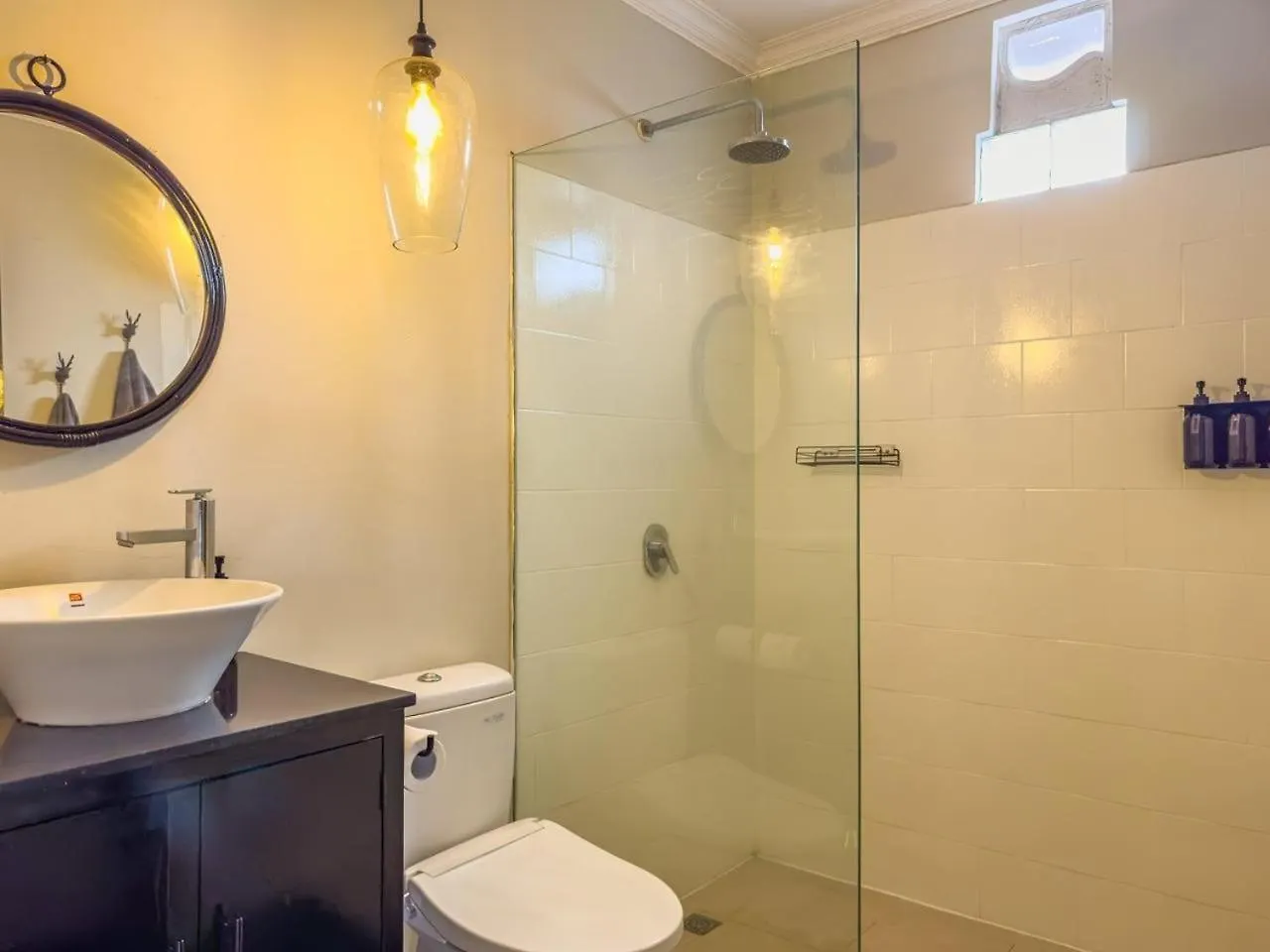 3 Bed Tropical Villa With Private Pool Canggu